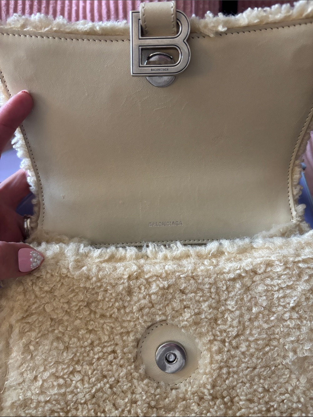 Balenciaga Cream Shearling Mini Top-Handle Bag with B Logo - Picture 2 of 4